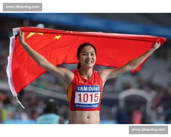 韦永丽青岛站逆风突围 半决赛 11.85 秒强势晋级决赛