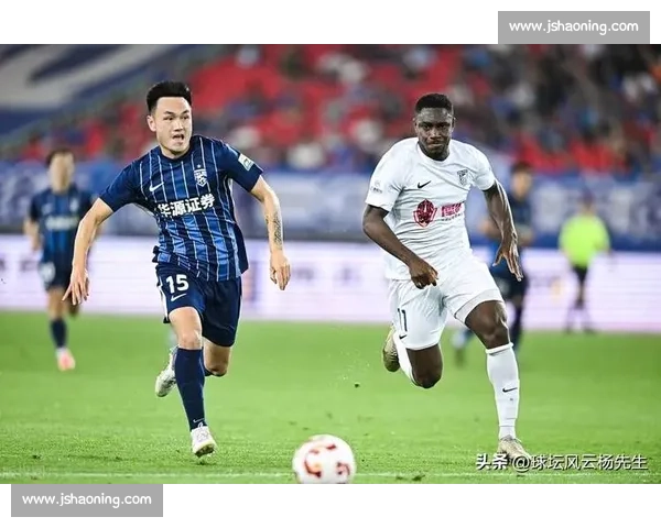 球迷协会成员阿达倒卖大连英博包厢票被曝光,威胁举报者引发争议